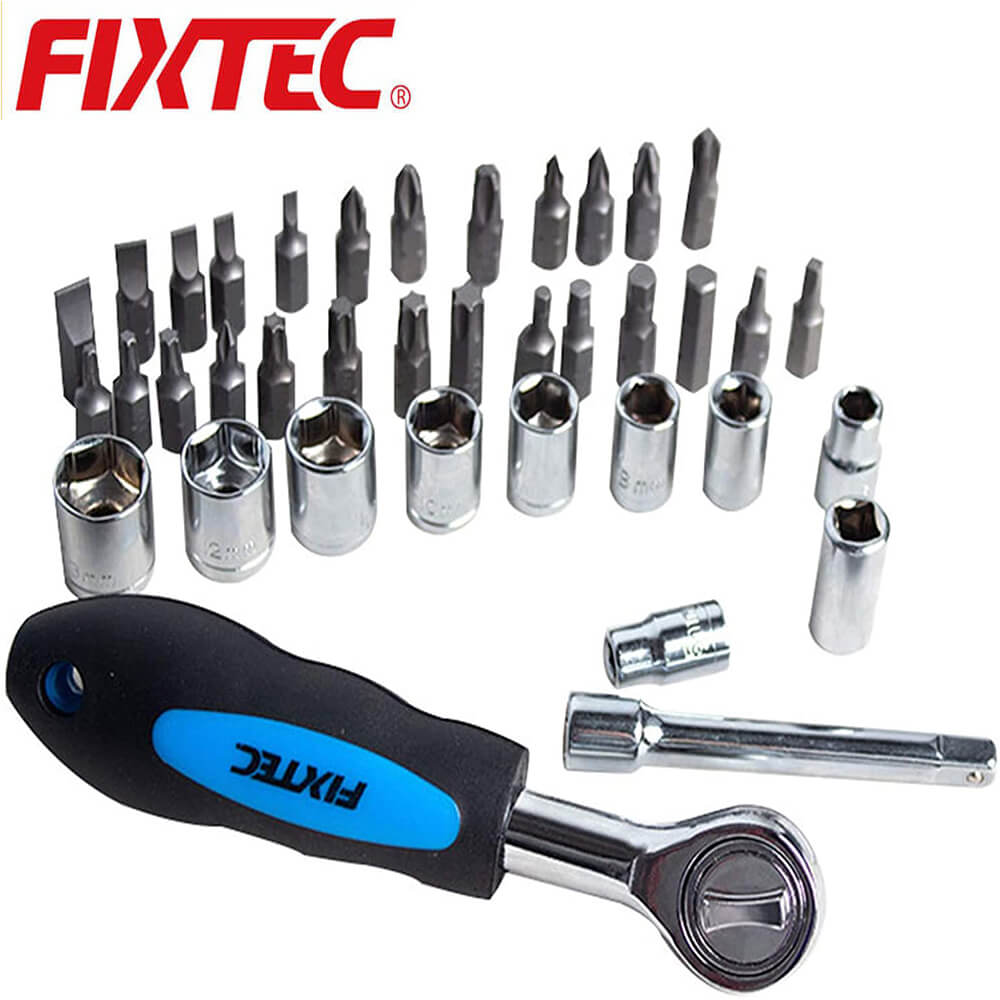 RATCHET SCREWDRIVER SET